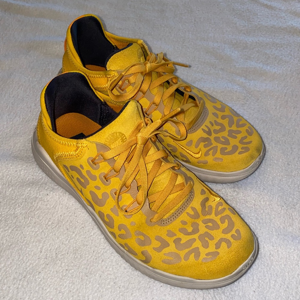 Nike Free Runs